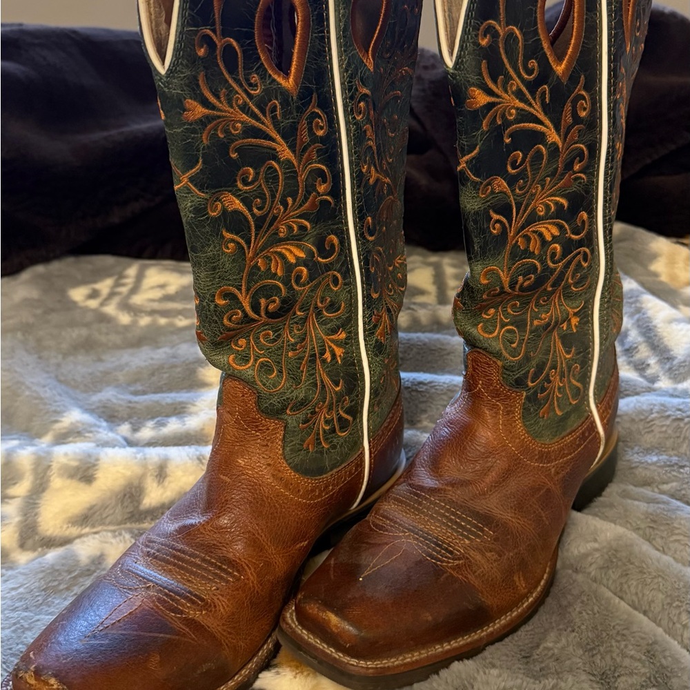 Twisted X women’s Tan & Green